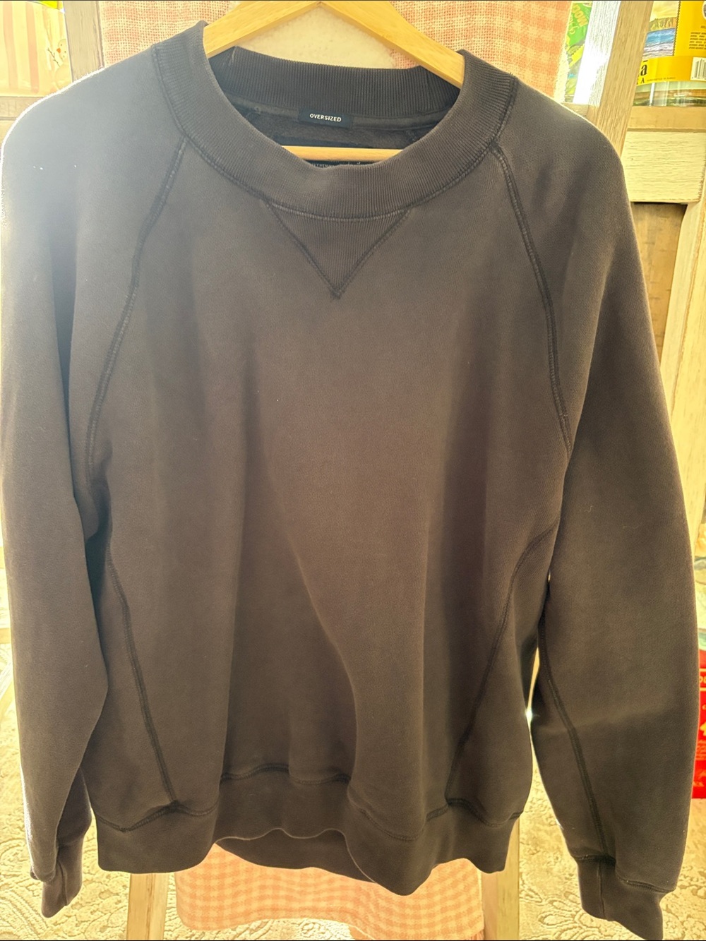 Abercrombie & Fitch Black Crewneck Sweatshirt - Oversized Fit